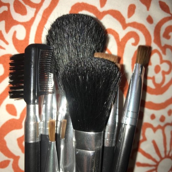Makeup Brush Set - Picture 1 of 2